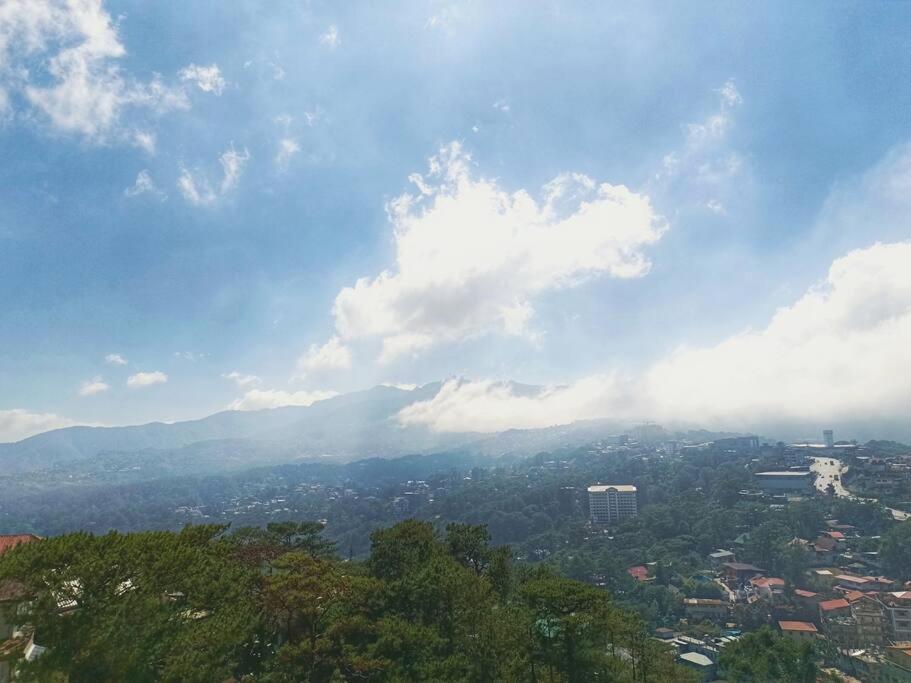 Evergreen Cozy Baguio Loft Retreat * Baguio City